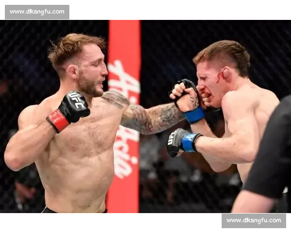 布莱德海登对决一龙擂台之上东西武术风格的巅峰碰撞解析全面观察