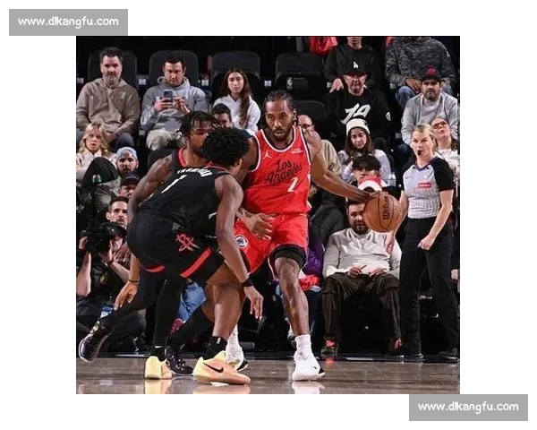 回望2017火箭大战快船经典系列赛的恩怨与转折时刻全景回顾 回望2017火箭大战快船经典系列赛的恩怨与转折时刻全景回顾