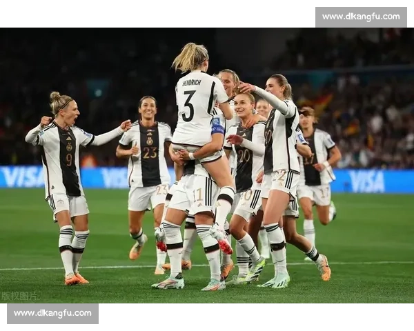 德国女足对阵丹麦女足结果揭晓，强强对话引发热议赛场走向明朗